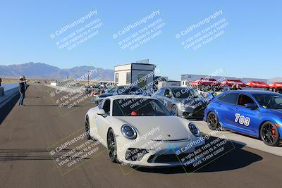 media/Nov-19-2022-Speed Ventures (Sat) [[eb5c8f9508]]/Around the Pits/Pre Grid Black/